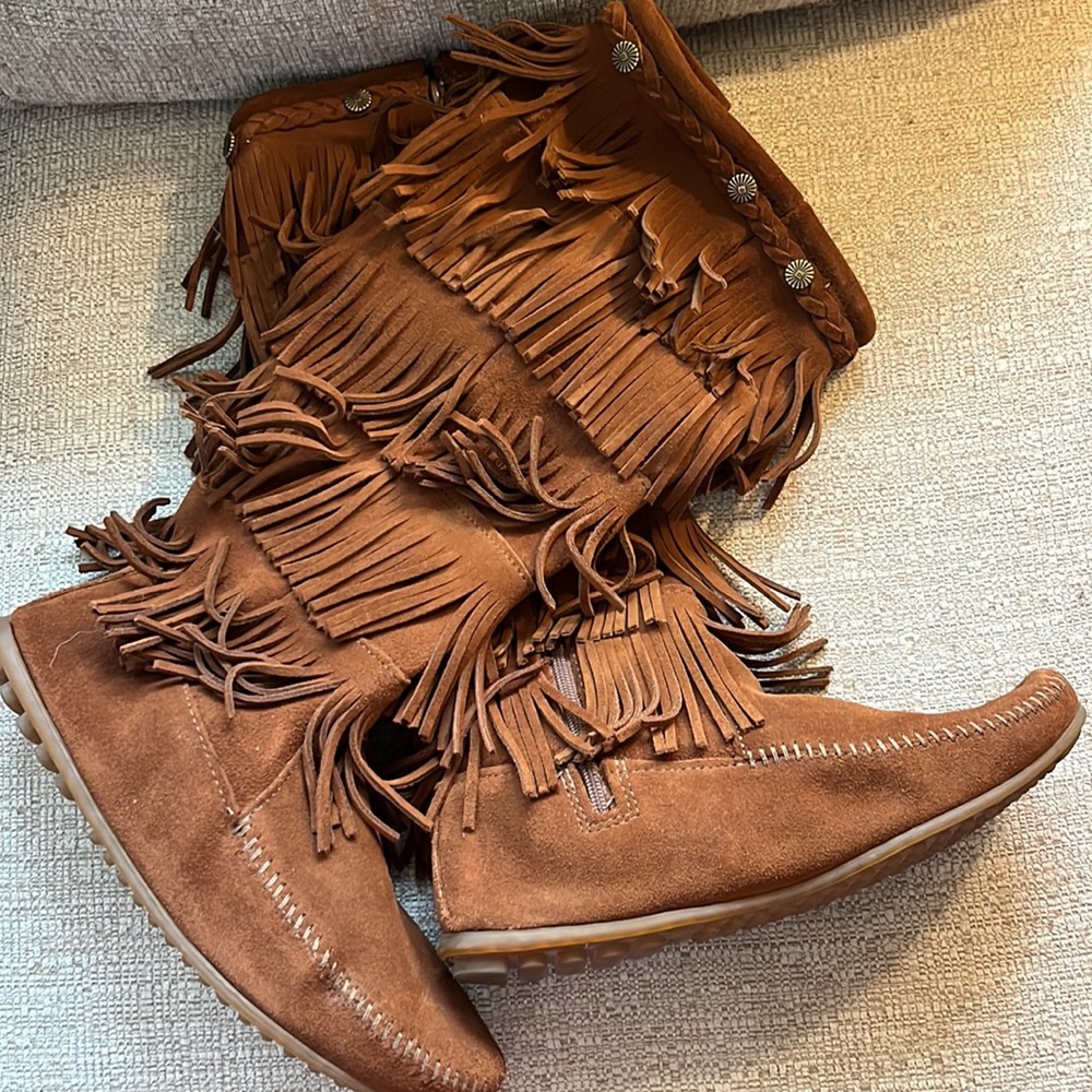 Minnetonka womens moccasin zip boots - Picture 3 of 5